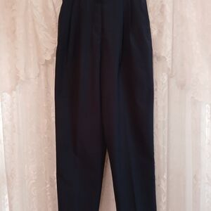 Liz Golf women's navy blue slacks, size 6 regular,